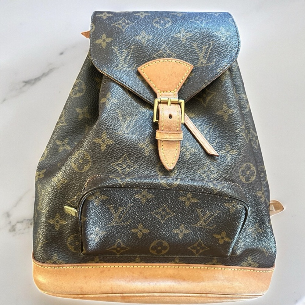 🚨RARE LV Vintage! Louis Vuitton Monogram Mini Montsouris Backpack M51137
